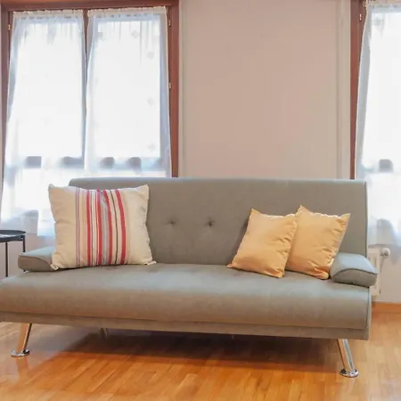 Avg Fernando Vela 11 Apartament *