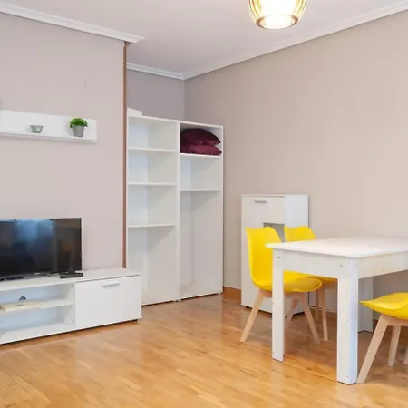 Apartman Avg Fernando Vela 11 Oviedo