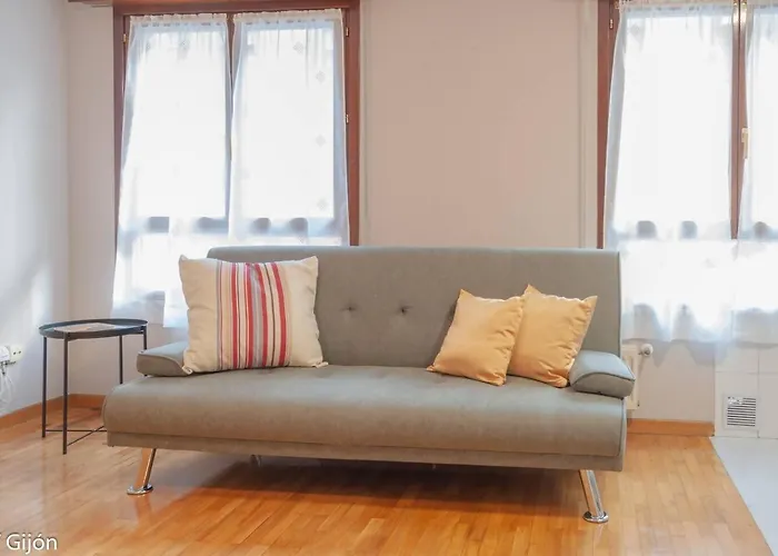 Avg Fernando Vela 11 アパート *